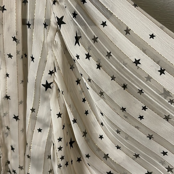 Saints and hearts star sheer top - Picture 2 of 3